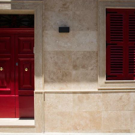 Maltese Town House Sliema Villa ภายนอก รูปภาพ