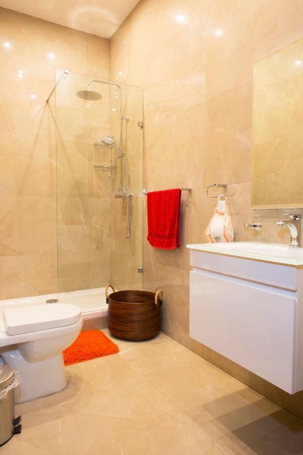 Maltese Town House Sliema Villa ภายนอก รูปภาพ
